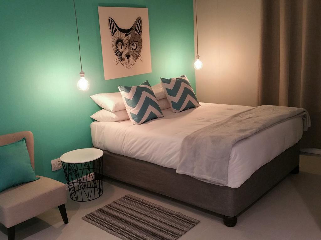 Bed and Breakfast The Vibe Dorp Street Стелленбос Экстерьер фото