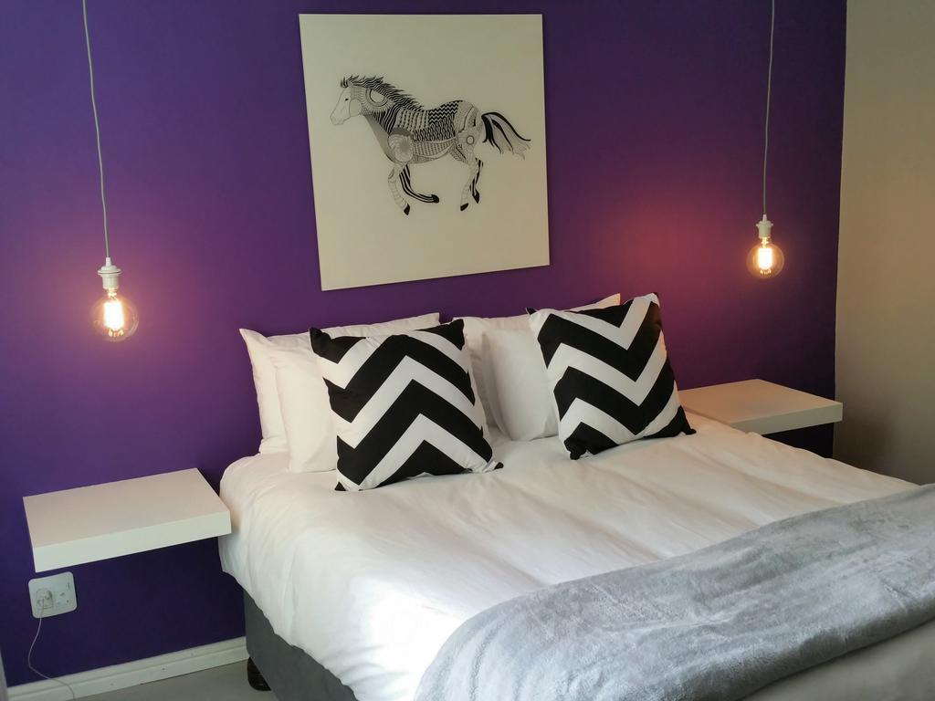 Bed and Breakfast The Vibe Dorp Street Стелленбос Экстерьер фото